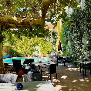 Hotel Cit'hotel Le Louvre Orange, Orange (Vaucluse)