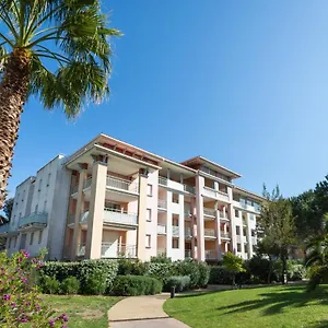 Aparthotel Vacancéole - Les Calanques Du Parc, Fréjus